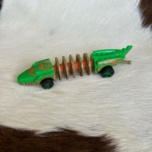 Hot Wheels Mutant Machines Commander Croc Green